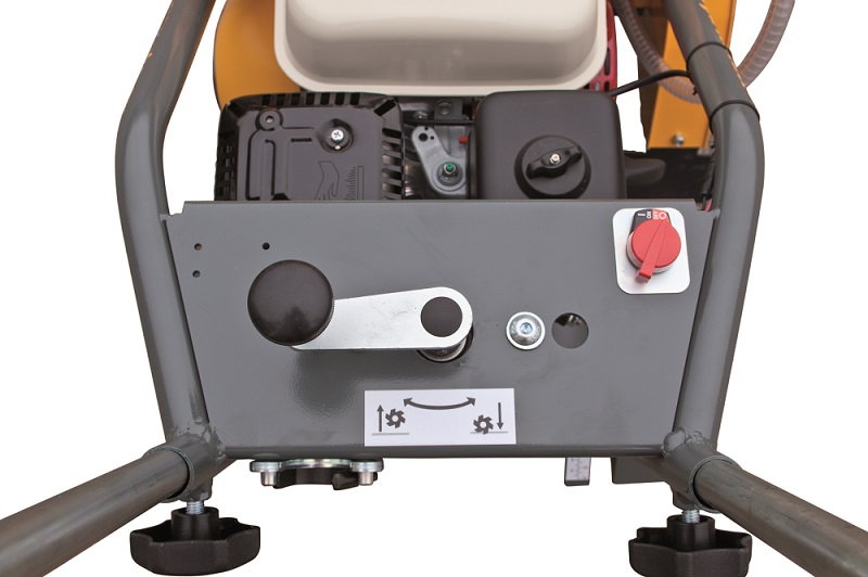 Řezač spár, benzínový motor BRIGGS&STRATTON, hloubka řezu 120 mm, 68 kg RZ 123-V NTC
