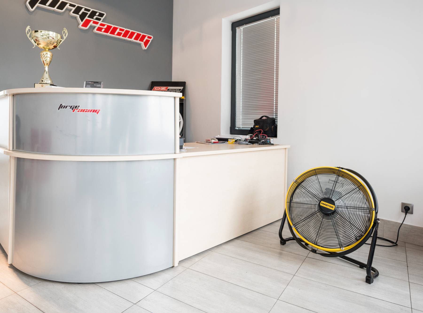 Profesionální ventilátor s max. průtokem vzduchu 6.600 m3/hod, krytím IP44, průměrem 50 cm a 3 rychlosti, DF20P MASTER