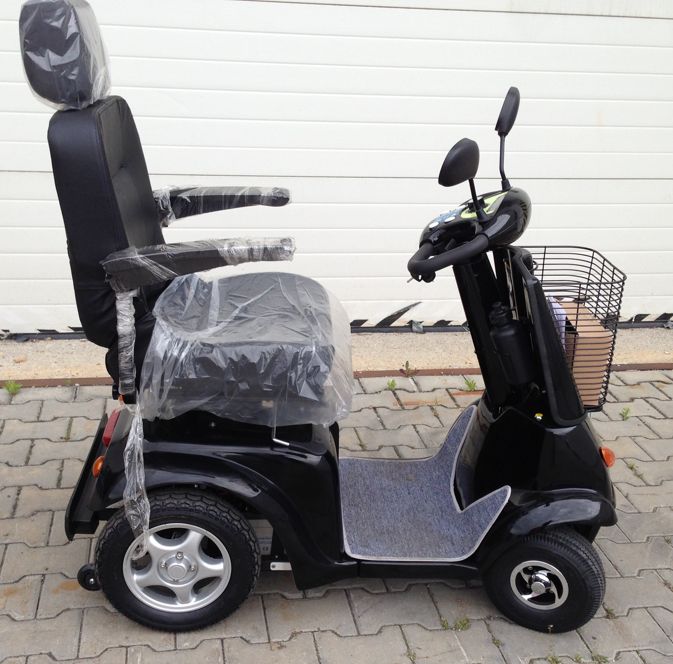 Vozík pro seniory SVL-45 , dojezd až 45 km , Lumag