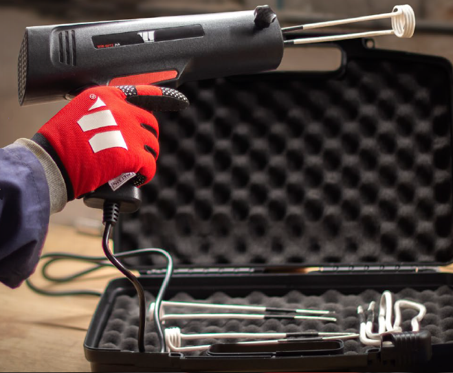 Indukční ohřev , 220 V , 50-60 Hz , 4 A , Welzh