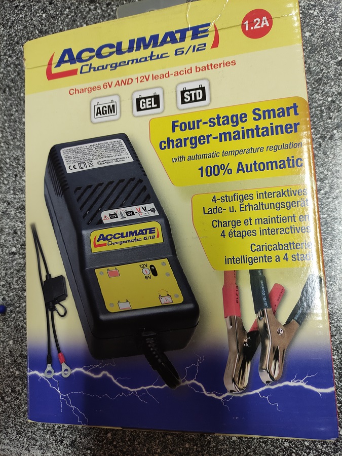 Nabíječka baterií ACCUMATE 6/12V TECMATE