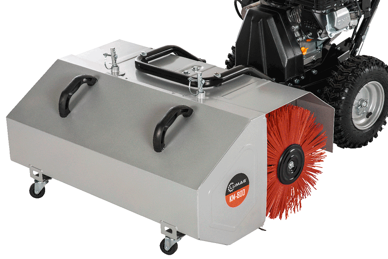 Motorový kartáč Lumag KM 800 - ZDARMA radlice na sníh a box-koš na nečistoty