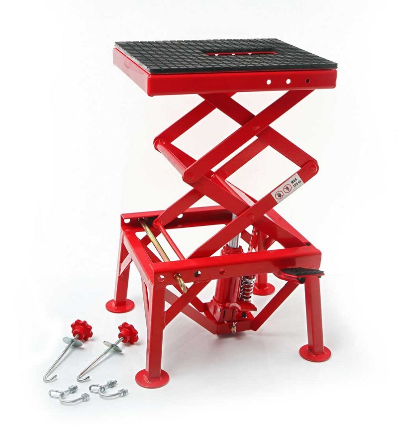 Kompaktní hydraulický motocyklový zvedák 50, zvednutí až 135 kg, hmotnost 33 kg