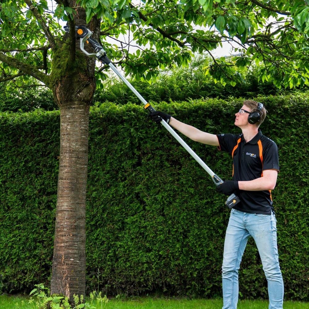 Prodlužovací tyč, teleskopická, délka 115 - 175 cm pro AKU elektrickou řetězovou pilu NEXXSAW V3.1 a V3.2 a AKU nůžky na větve BATAVIA