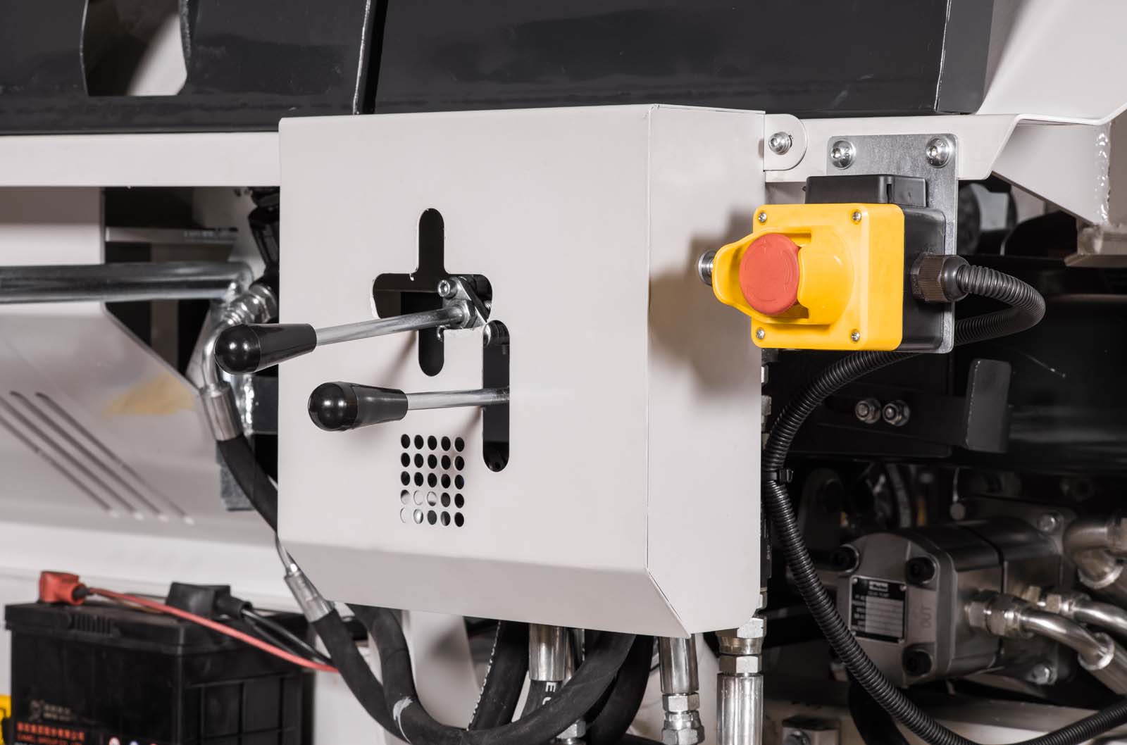 Štípací poloautomat s elektrickým pohonem SSA500EH-PRO/S Lumag