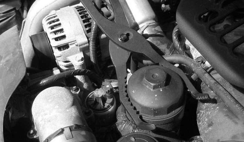 Velké a účinné kleště na povolení olejových filtrů univerzální - Crok-Jaws™