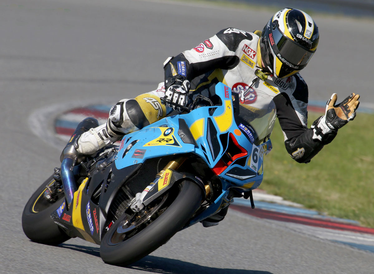 Morris Race 4TT 10W-40, olej pro 4-taktní závodní motocyklové motory, 1l