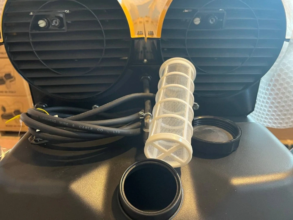 Mobilní naftové topidlo s přímým spalováním o výkonu 88 kW, B300CED MASTER