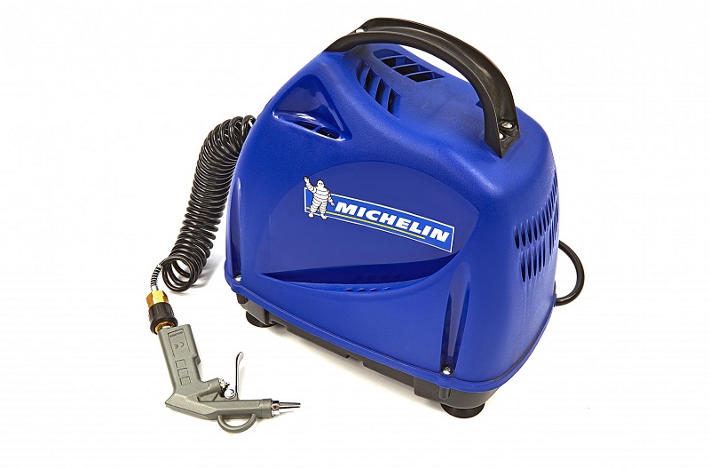 Bezolejový přímo hnaný kompresor MB 3100 U, 8 barů, 1100 W, MICHELIN