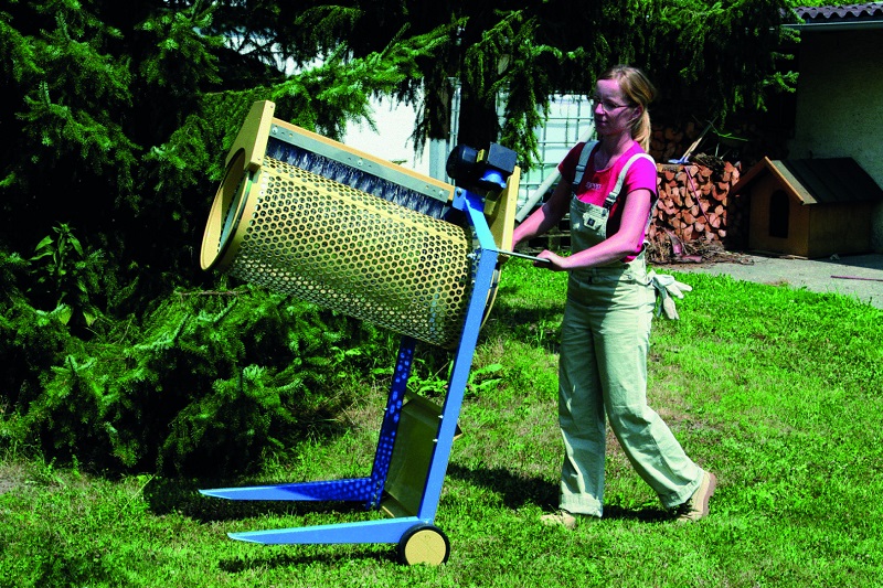 Motorové kátro, kátrovačka, prosívač materiálů RS-400