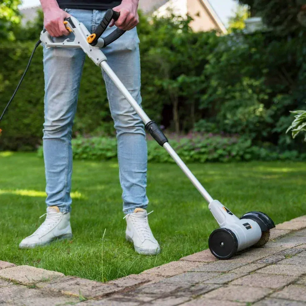 Výkonný, elektrický kartáč na čištění spár, odstraňovač plevele, mechu a nečistot, výkon 400W, napětí 230V, průměr 110mm, MAXXSERIES BATAVIA