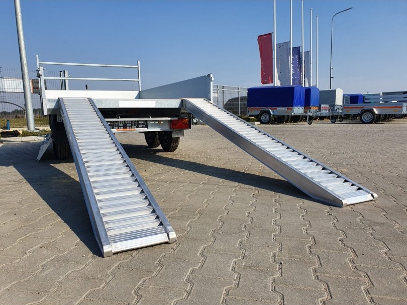 Hliníkové nájezdy, 1 pár, délka 3,5 m, výška profilu 190 mm, nosnost 12.300 kg