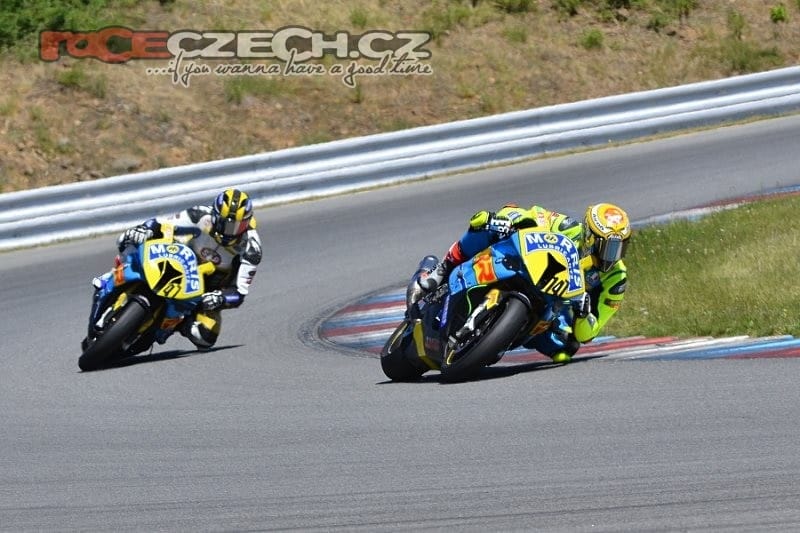 Morris Race 4TT 10W-40, olej pro 4-taktní závodní motocyklové motory, 4l