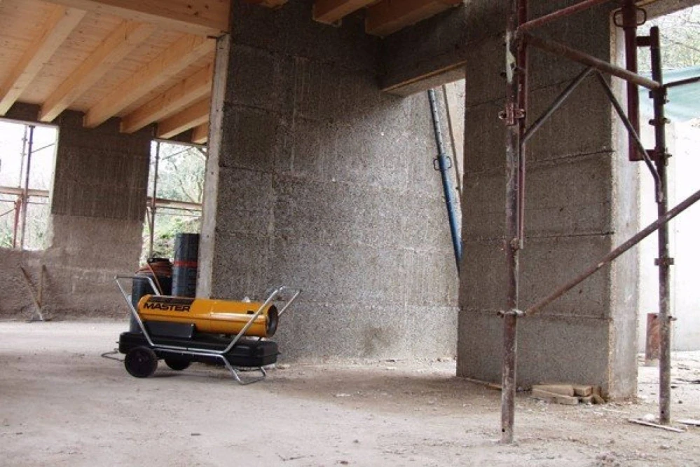 Mobilní naftové topidlo s přímým spalováním o výkonu 44 kW, B150CED MASTER