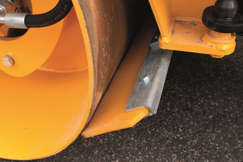 Tandemový vibrační válec, benzínový motor HONDA, 2 x 16 kN, 1.430 kg VT 100 NTC