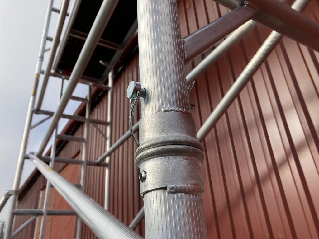 Profesionální hliníkové lešení o pracovní výšce 5,7 m, půdorys lešení 1,45 x 1,8 m Transform Tower