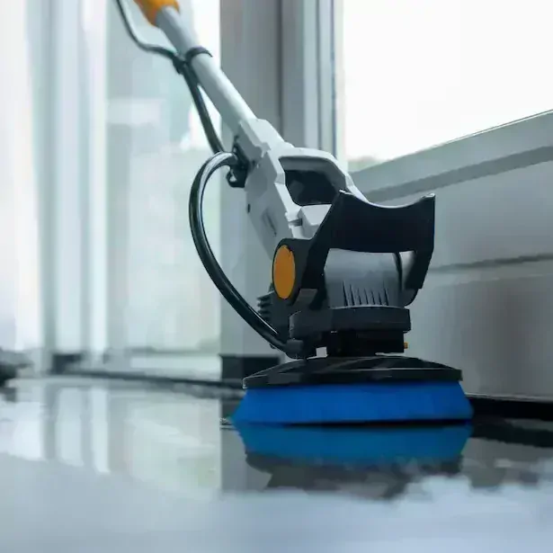AKU rotační čistící kartáč TWIN BRUSH na všechny druhy povrchů, rotační kartáč na čištění solárních panelů a bazénů, 18V Li-Ion, včetně 4.0Ah baterie, nabíječky i 80cm prodloužení, bateriová platforma MAXXPACK BATAVIA