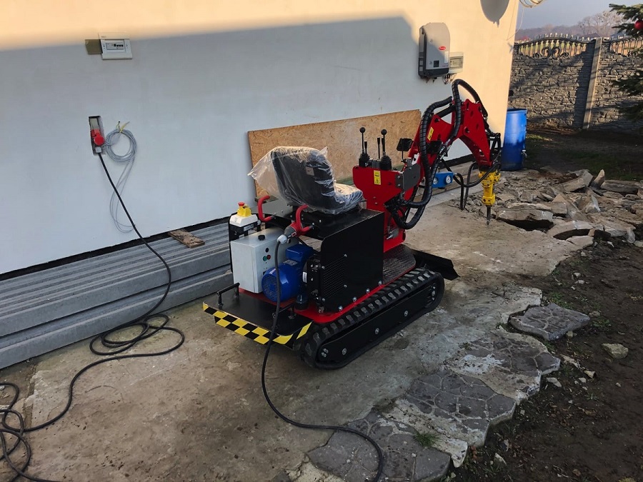 Mikrobagr , minirypadlo SPRINGER MAX-PRO-E , 850 kg , 360 rotace, Elgo Plus