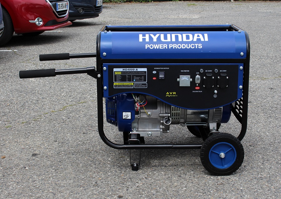 Jednofázová benzínová elektrocentrála, stavební benzínový generátor, 4 kW, systém AVR, HG4000-A HYUNDAI - VÝPRODEJ