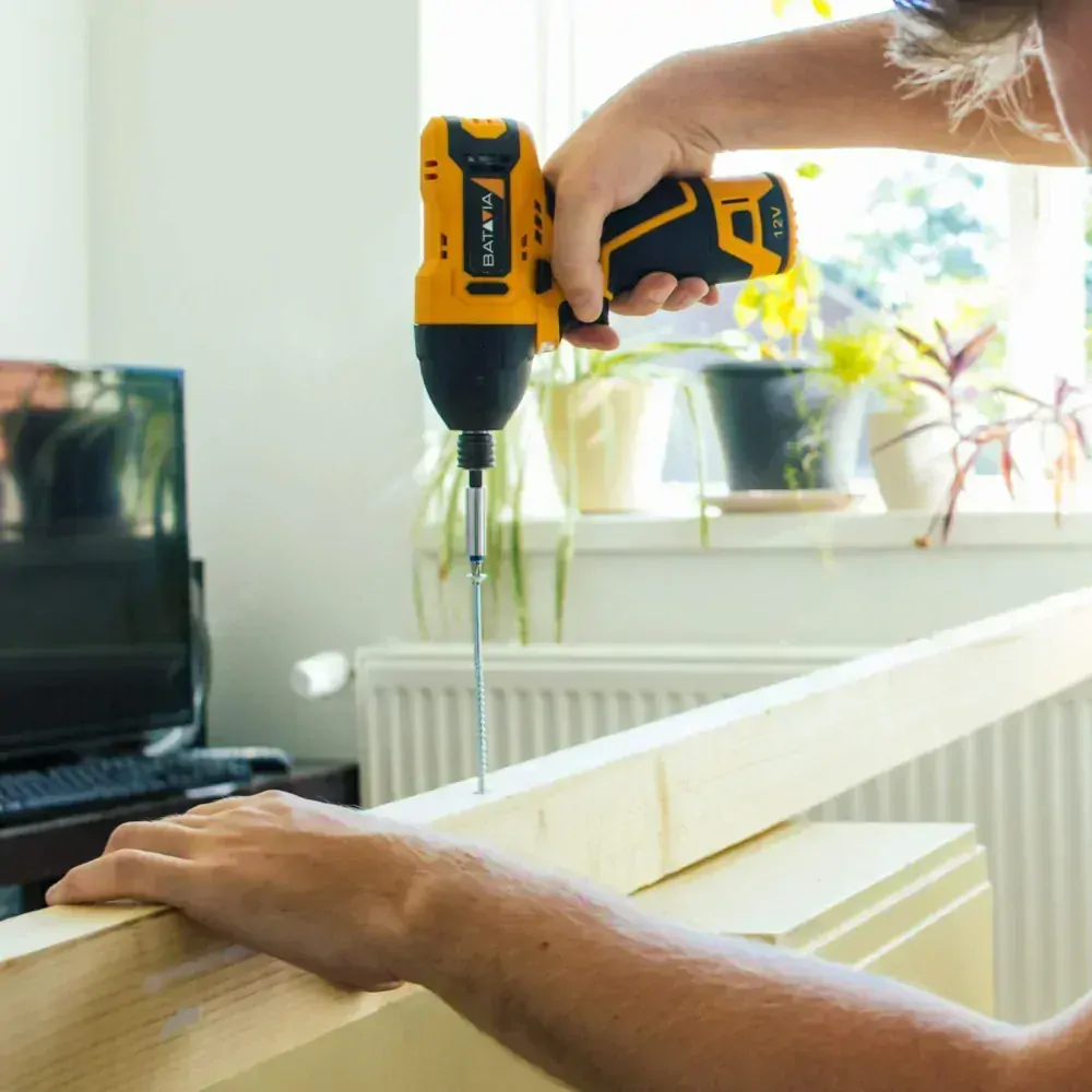 Aku bezdrátový rázový utahovák nejen pro kutily, 12V Li-Ion, 120 Nm, bez baterie a nabíječky, bateriová platforma FIXXPACK BATAVIA