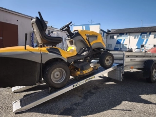 Hliníkové nájezdy, 1 pár, délka 2,5 m, výška profilu 50 mm, nosnost 1.550 kg