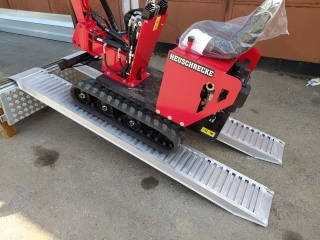 Hliníkové nájezdy, 1 pár, délka 2 m, výška profilu 65 mm, nosnost 3.200 kg